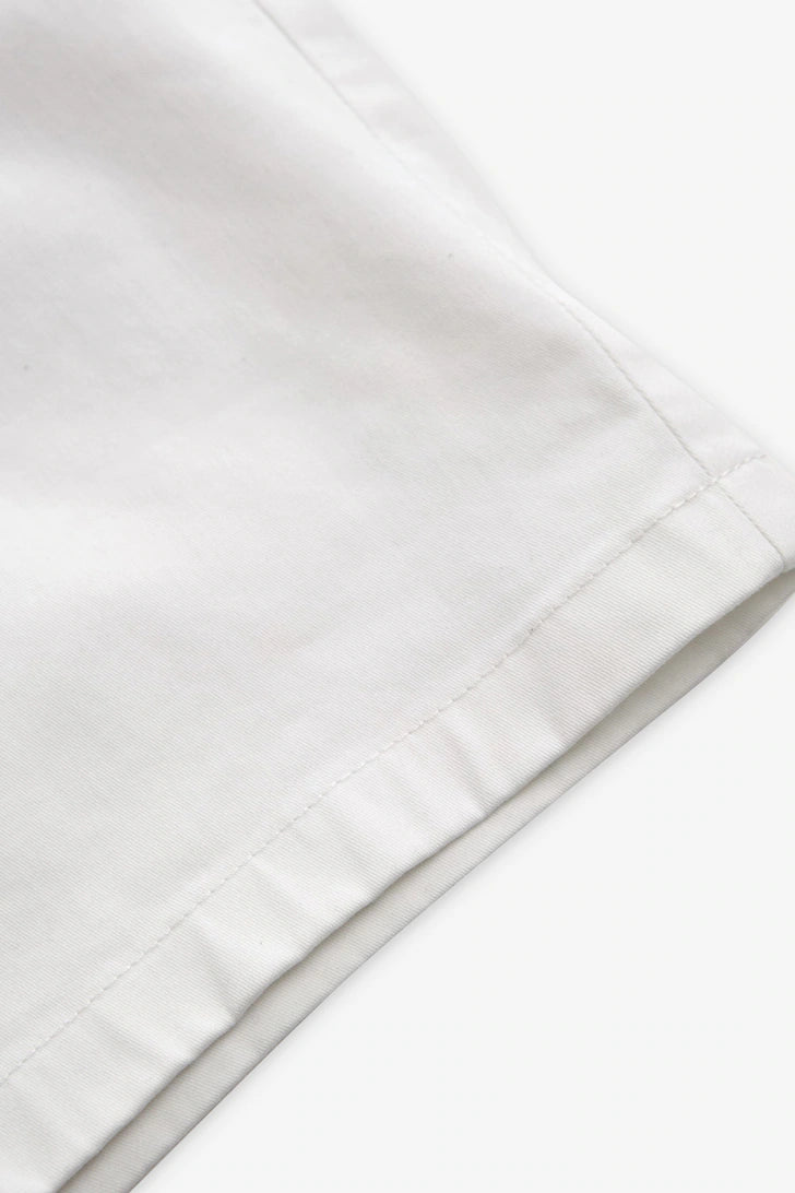 Chino shorts White
