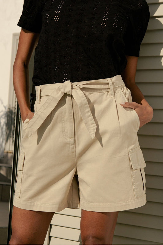 Belted Cargo Shorts Cream